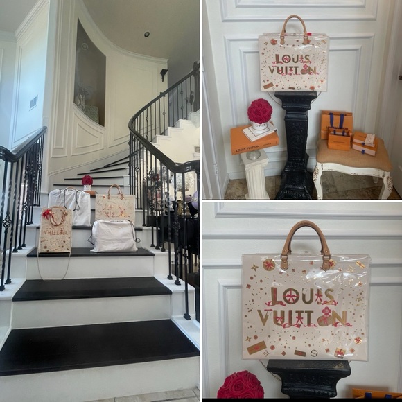 Large Louis Vuitton Holiday Edition PVC Tote - Picture 15 of 16